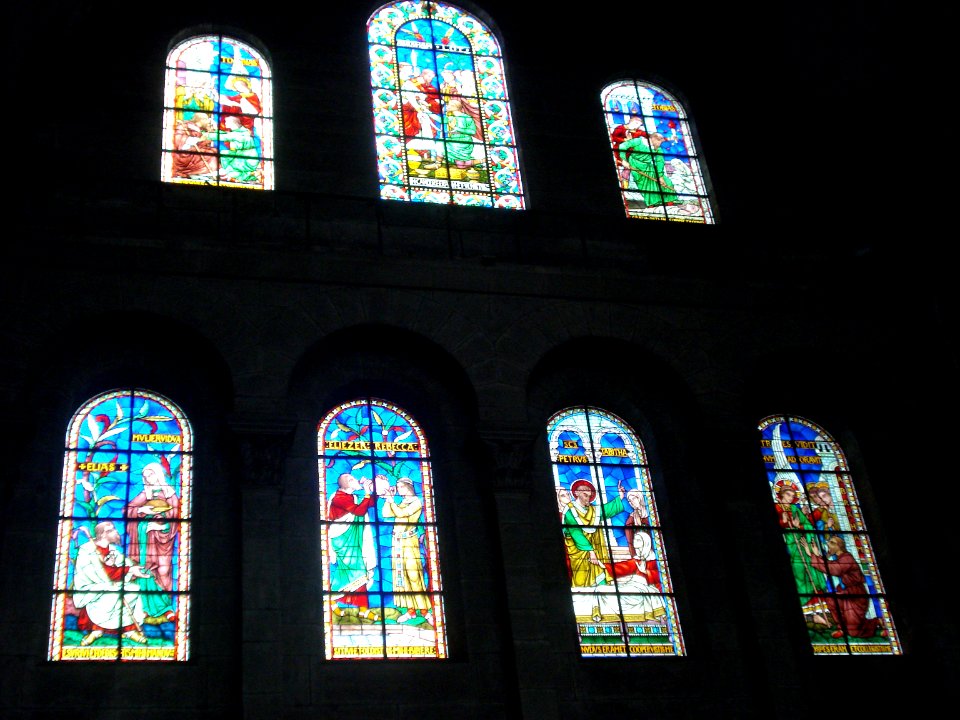 Périgueux (Fr), Cathédrale St.Front, vitraux 1