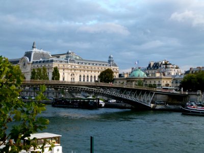 Passerelle Léopold-Sédar-Senghor et musée d'Orsay 4