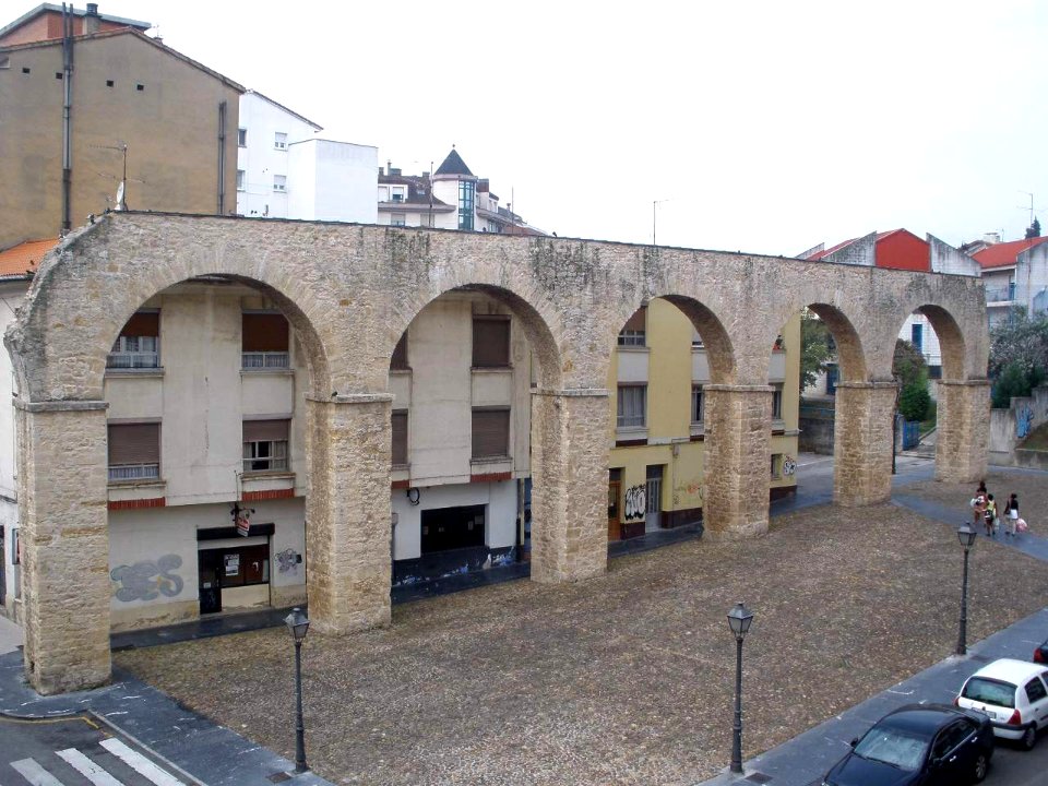 Oviedo - Acueducto de los Pilares