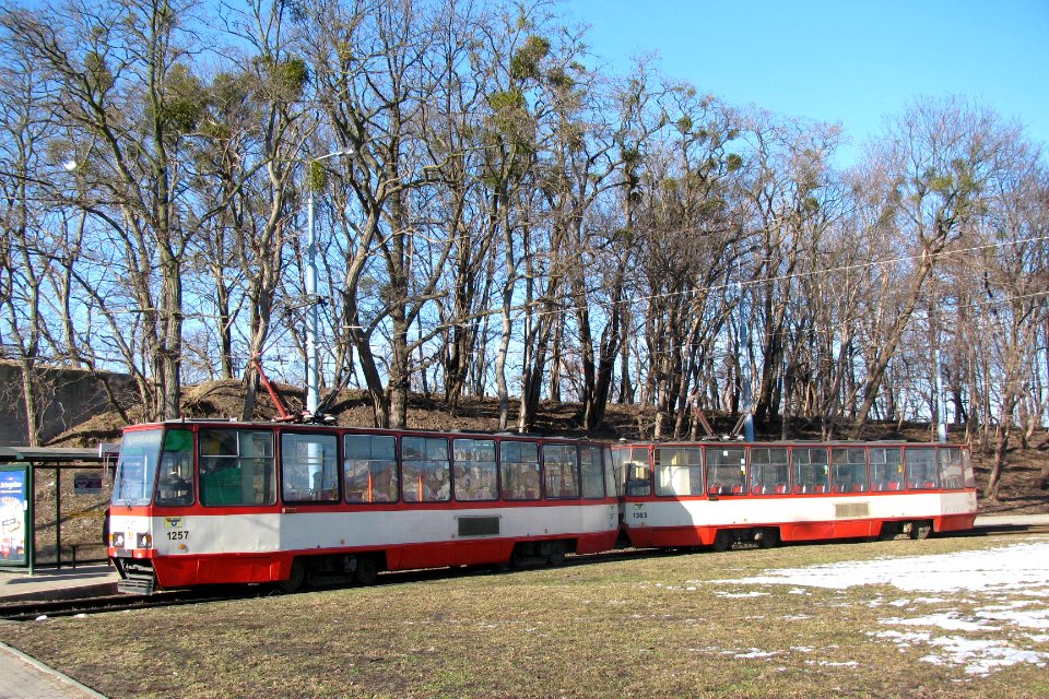 Pętla tramwajowa Gdańsk Strzyża i Konstal 105Na