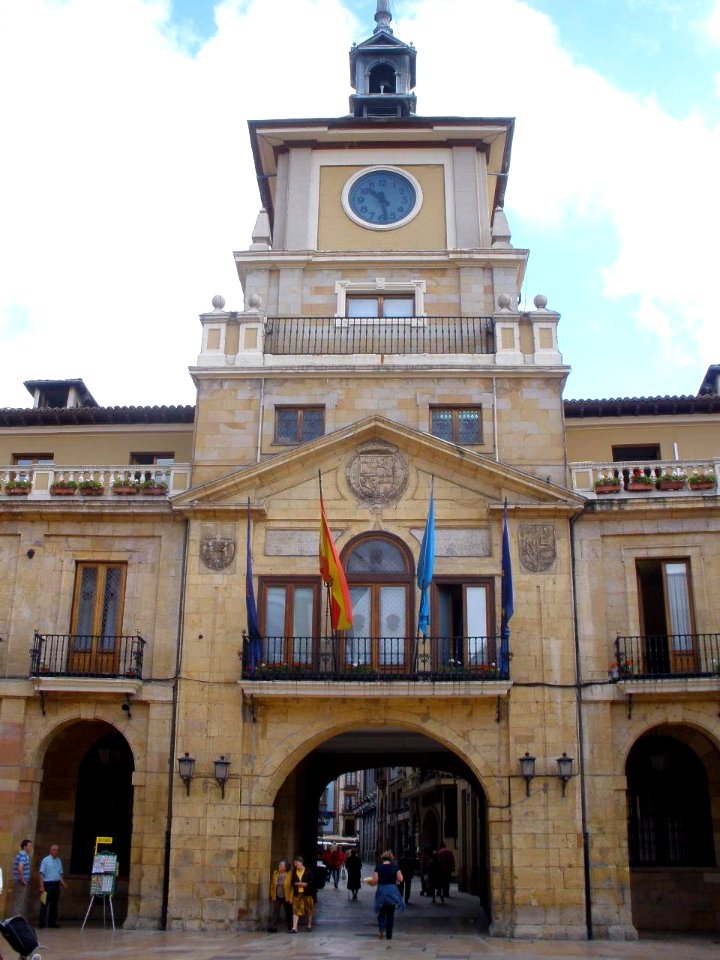 Oviedo - Ayuntamiento 1