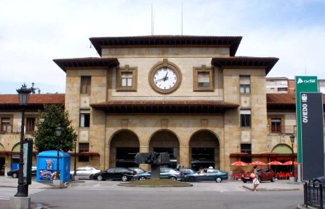 Oviedo - Estación de Adif 1