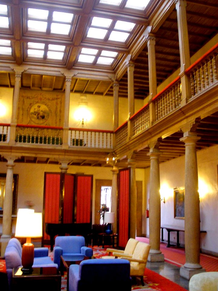 Oviedo - Hospicio-Hospital del Principado de Asturias (Eurostars Hotel de La Reconquista) 05