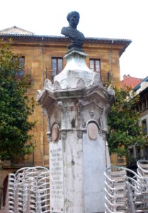 Oviedo - Monumento a Rafael del Riego