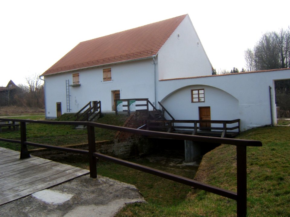 Péterhida, vízimalom