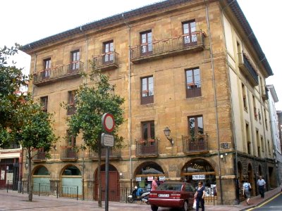 Oviedo - Palacio de los Bernaldo de Quirós 2