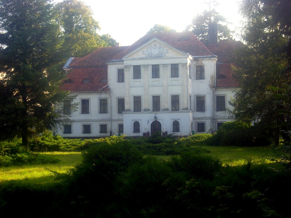 Pałac w Zajączkowie1