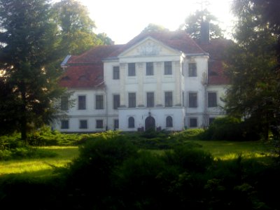 Pałac w Zajączkowie1