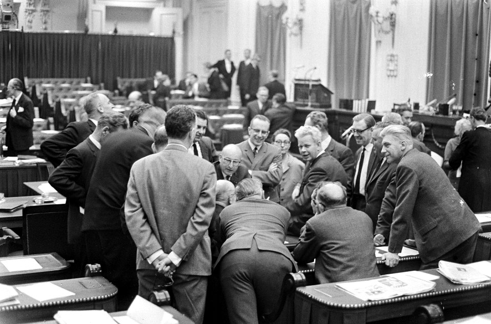 Overzichten van de kamer, Bestanddeelnr 919-8399
