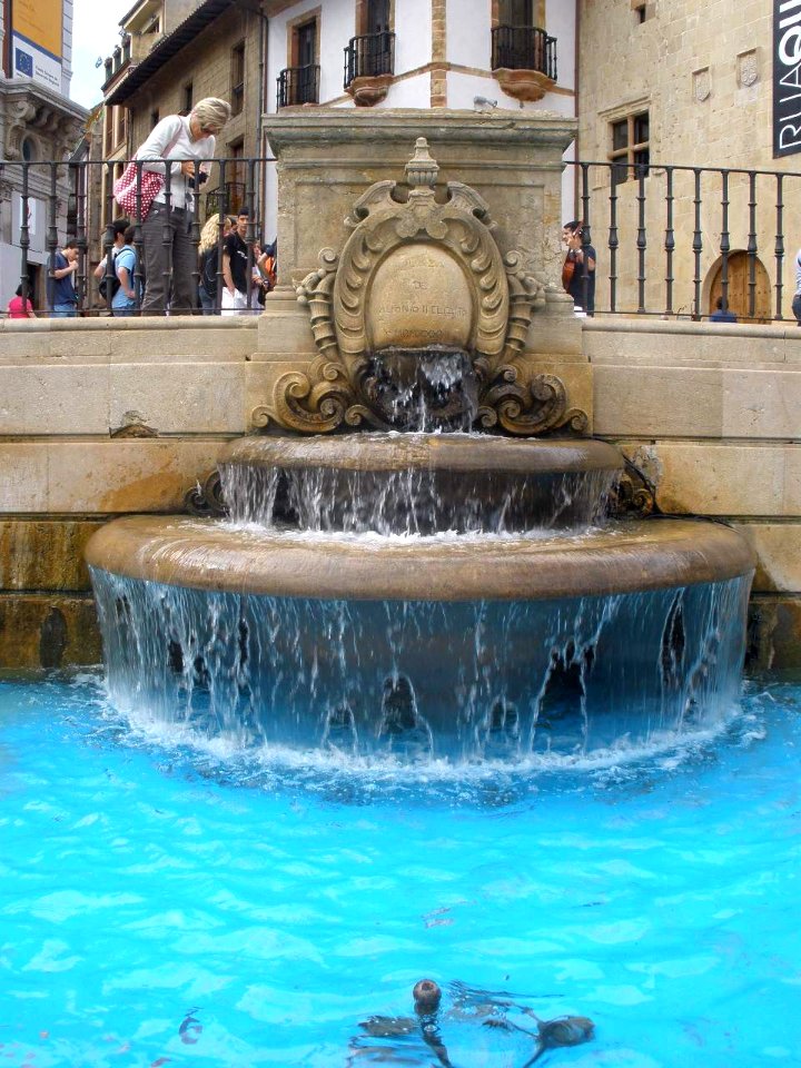Oviedo - Plaza de Alfonso el Casto 1