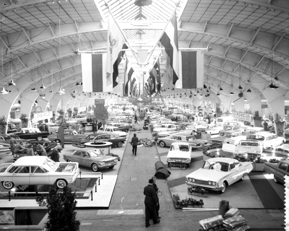 Overzichten van de inrichten 42ste RAI personenautotentoonstelling in de RAI, Bestanddeelnr 911-0358