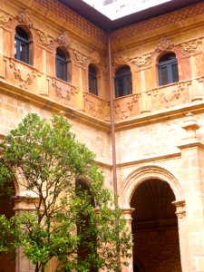 Oviedo - Museo Arqueólogico de Asturias (ex Monasterio de San Vicente), claustro 10