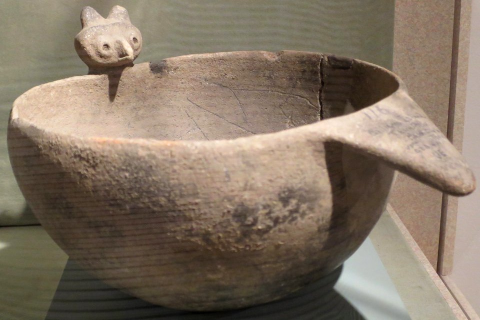 Owl effigy bowl, Mississippian people, c. 1000-1500 CE, Dayton Art Institute