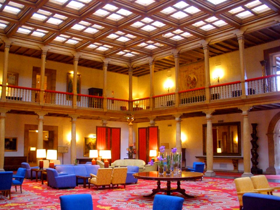 Oviedo - Hospicio-Hospital del Principado de Asturias (Eurostars Hotel de La Reconquista) 04