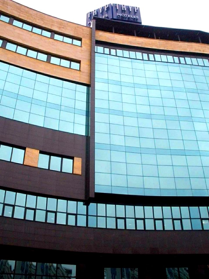 Oviedo - Hotel Exe Oviedo Centro 1