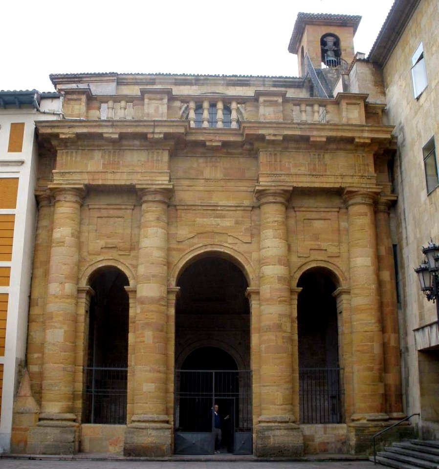 Oviedo - Iglesia del Convento de Santo Domingo 05