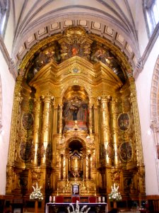 Oviedo - Iglesia del Convento de Santo Domingo, interior 02