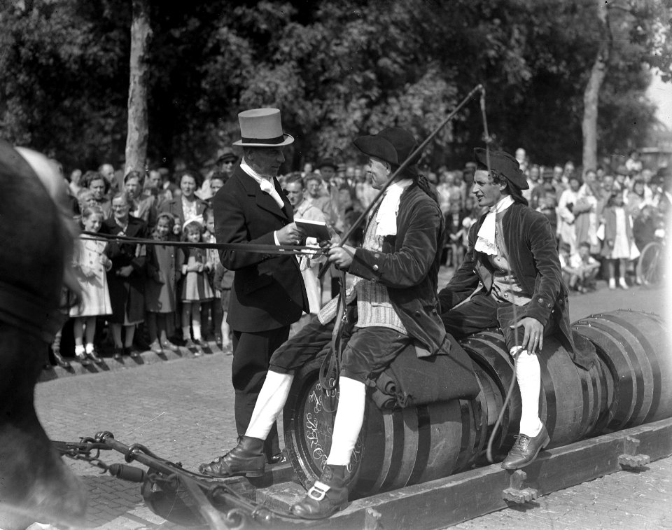 Paardenparade. Overzicht Munt, Bestanddeelnr 902-8050