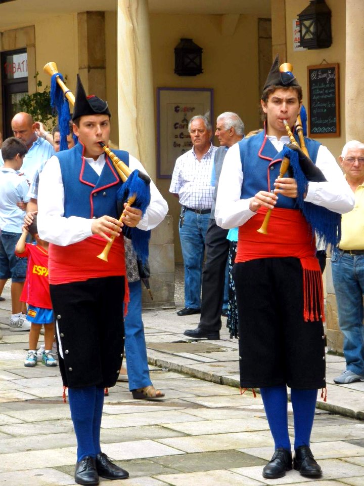 Oviedo - Plaza del Fontán 5