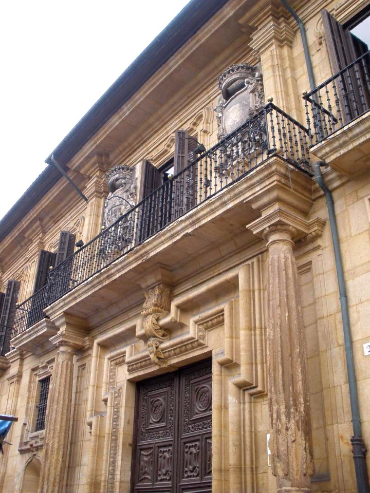 Oviedo - Palacio del Marqués de San Feliz 2
