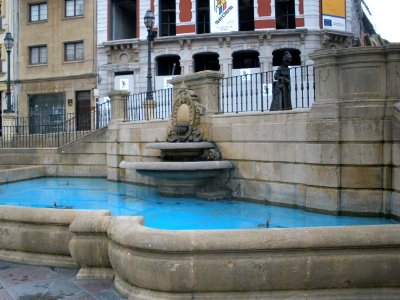 Oviedo - Plaza de Alfonso el Casto 2