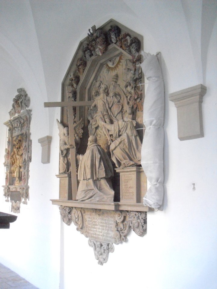 Paderborn - Dom - Epitaph Bernhard Georg von Brenken (1)