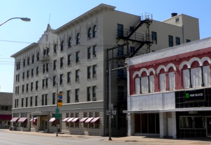 Paddock Hotel (Beatrice, Nebraska) from NE 1