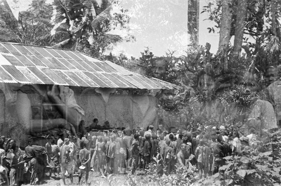Padang Door Ned. troepen werd in de omgeving van Pasar Oesang een groep van ach, Bestanddeelnr 323-2-5