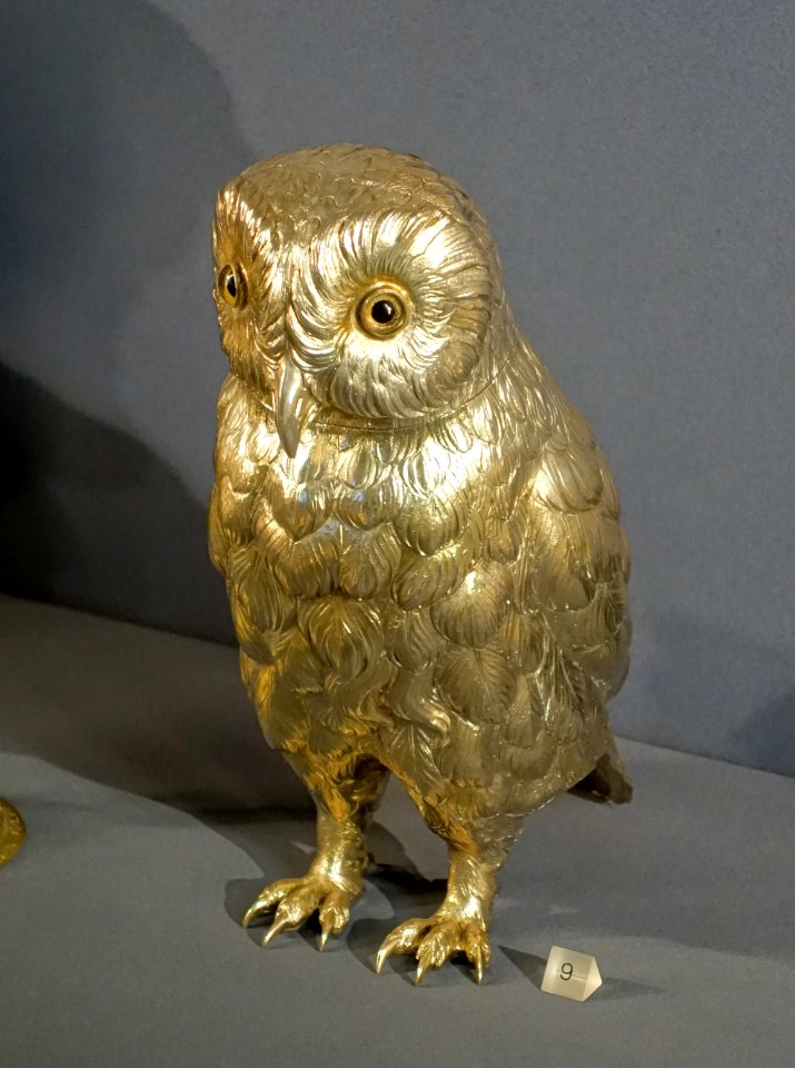 Owl cup, Firma Neresheimer, Hanau, c. 1900 - Mainfränkisches Museum - Würzburg, Germany - DSC05116