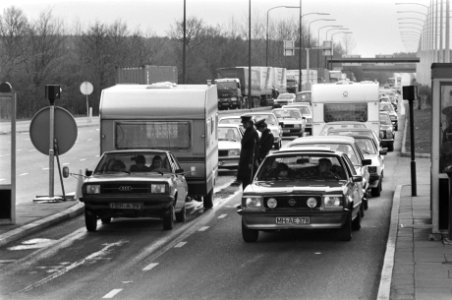 Paasdrukte drukte bij grensovergang Bergh, Bestanddeelnr 930-7558