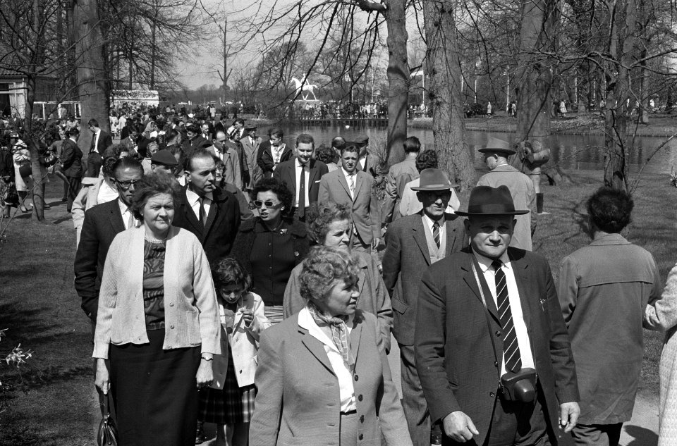 Paasdrukte op de Keukenhof te Lisse, Bestanddeelnr 913-7995