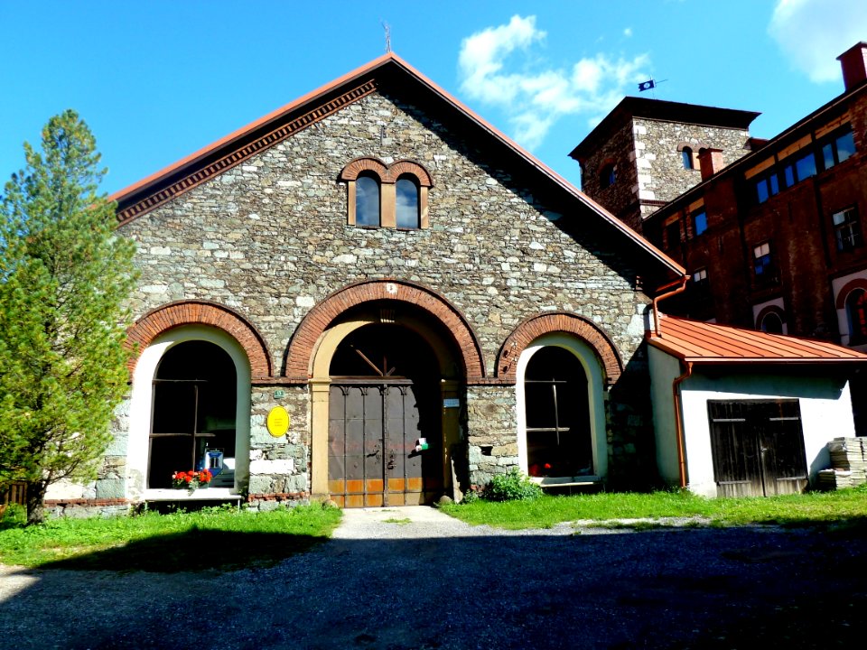P1020155 Hüttengebäude und Röstanlage Radwerk I