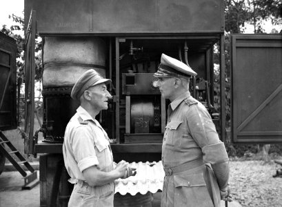 Padang. Woensdag 2 juni 1948 arriveerde te Padang de Kwartiermeester-Generaal in, Bestanddeelnr 13740