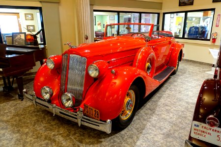 Packard Eight - Automobile Driving Museum - El Segundo, CA - DSC02226