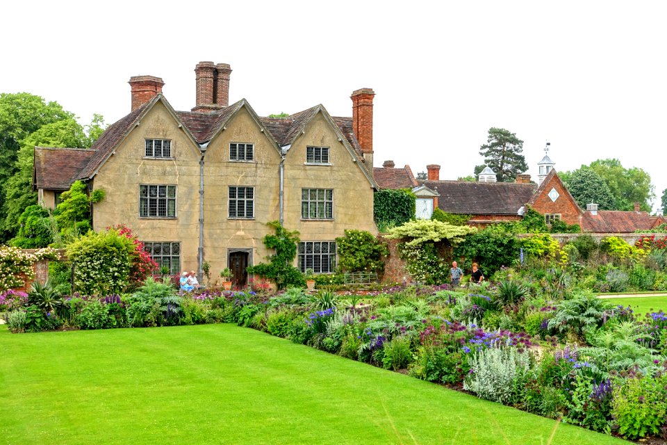 Packwood House and gardens - Warwickshire, England - DSC08601