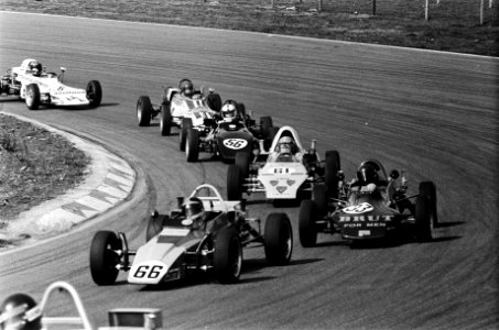 Paasraces op Zandvoort Formule Vee 1300 in actie, Bestanddeelnr 927-8347