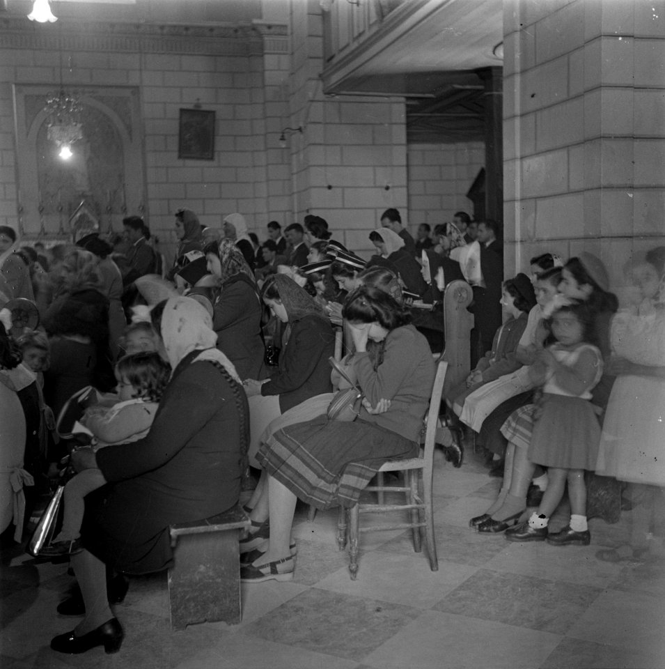 Paasmis in de basiliek van de Verkondiging in Nazareth met het gezicht op de ker, Bestanddeelnr 255-1089