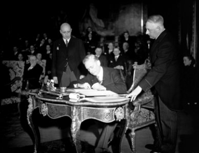 Pact van Brussel. Van Boetzelaer tekent, Bestanddeelnr 902-6327