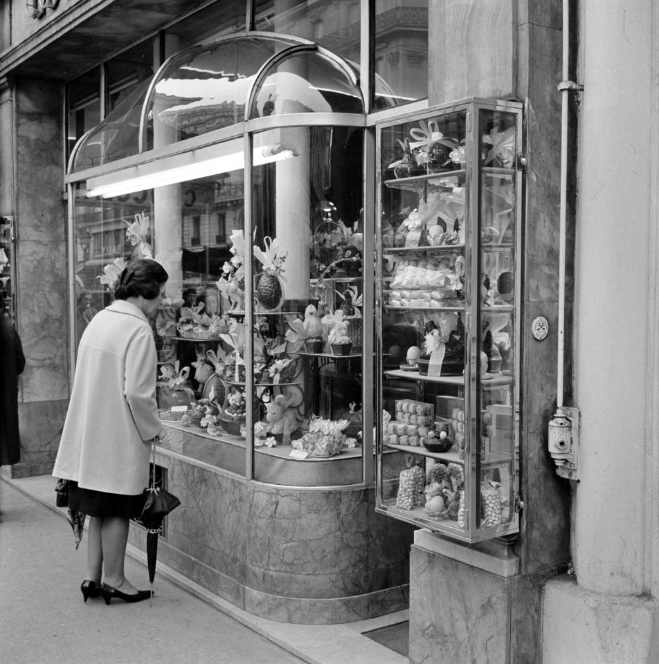 Paasetalage van een chocolatier, Bestanddeelnr 254-0368