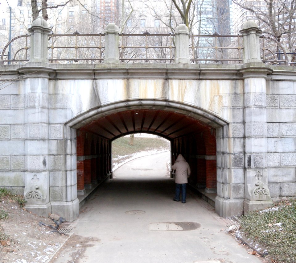 Outside Dipway Arch jeh