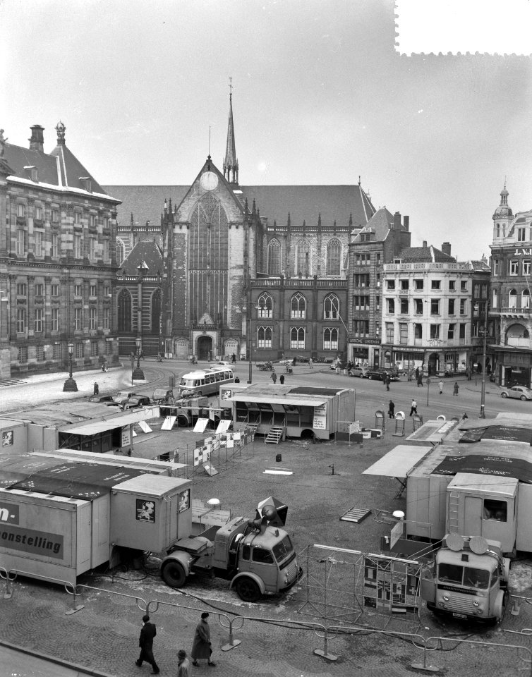 Overzicht atoomtentoonstelling Dam Amsterdam, Bestanddeelnr 906-9885