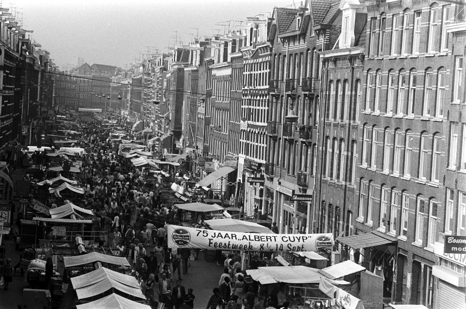 Overzicht Albert Cuyp markt richting Ferdinand Bolstraat, Bestanddeelnr 931-0033