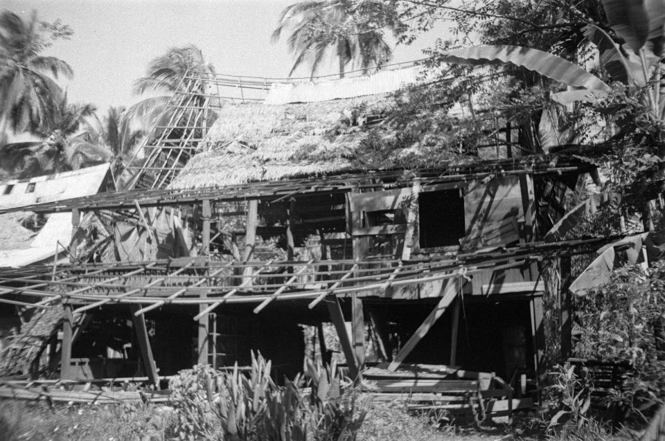 Padang 20-7-1947 Ook bij kp Ampang vierde de republikeinse vernielzucht, Bestanddeelnr 4591
