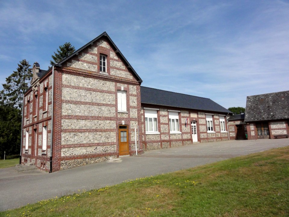 Ourville-en-Caux (Seine-Mar.) ancienne mairie-école