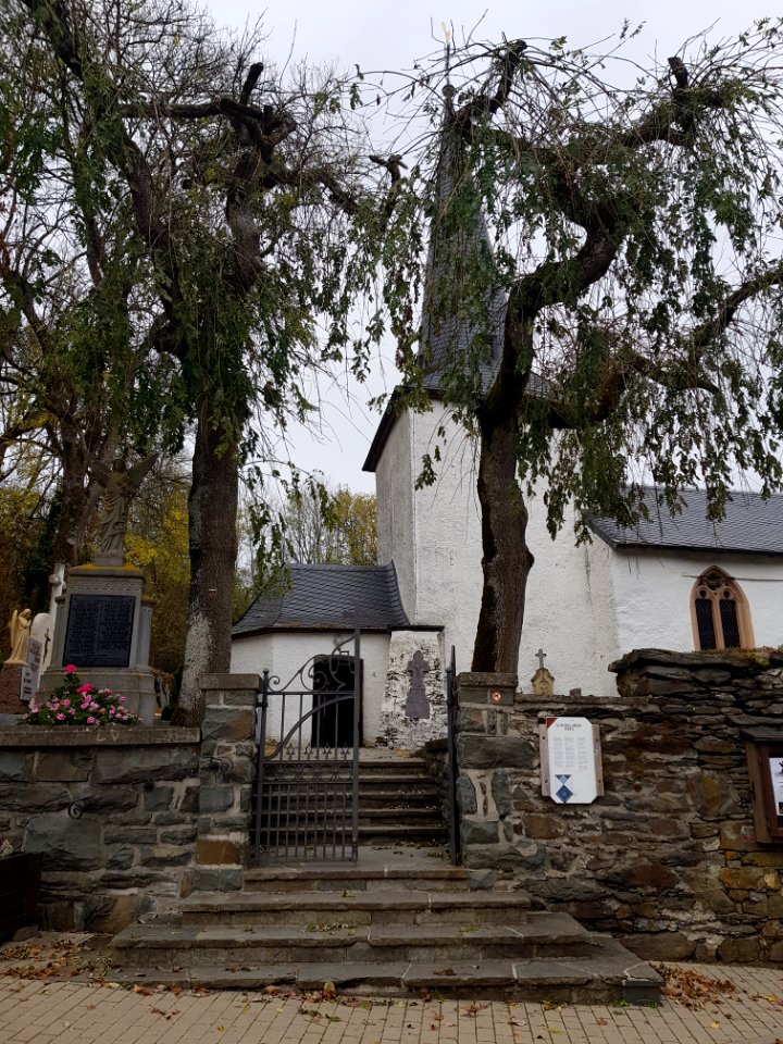 Ouren-Kirche St. Peter (7)