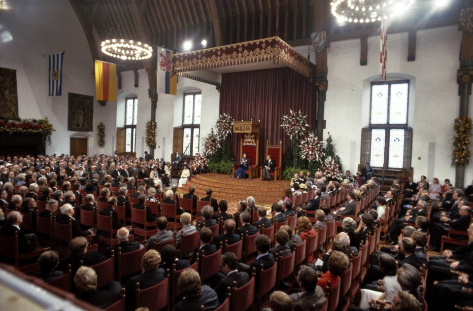 Overzicht van de Ridderzaal, Bestanddeelnr 253-8395