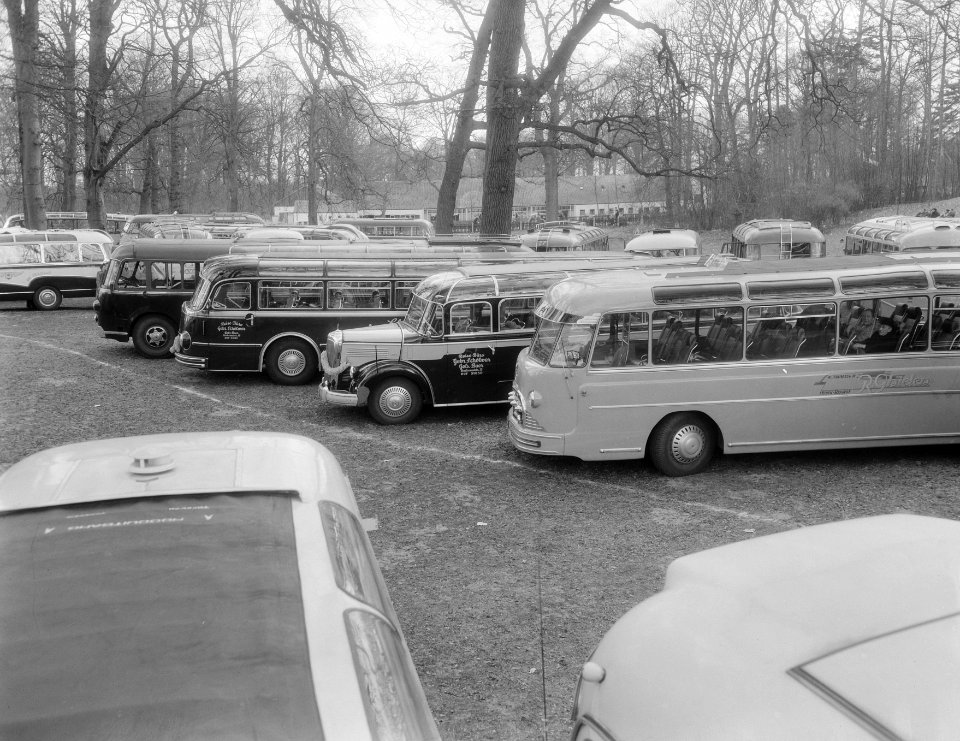 Paasdrukte in de bollenstreek, Bestanddeelnr 906-4053