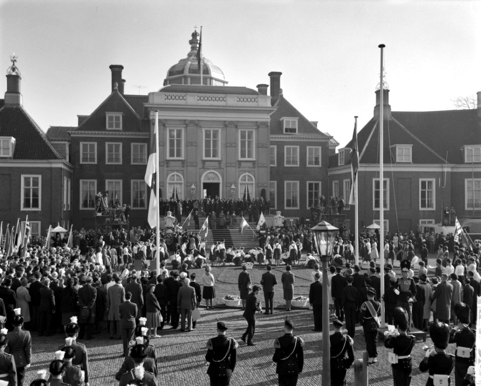 Overzicht van de voortrekkende menigte, Bestanddeelnr 912-1856