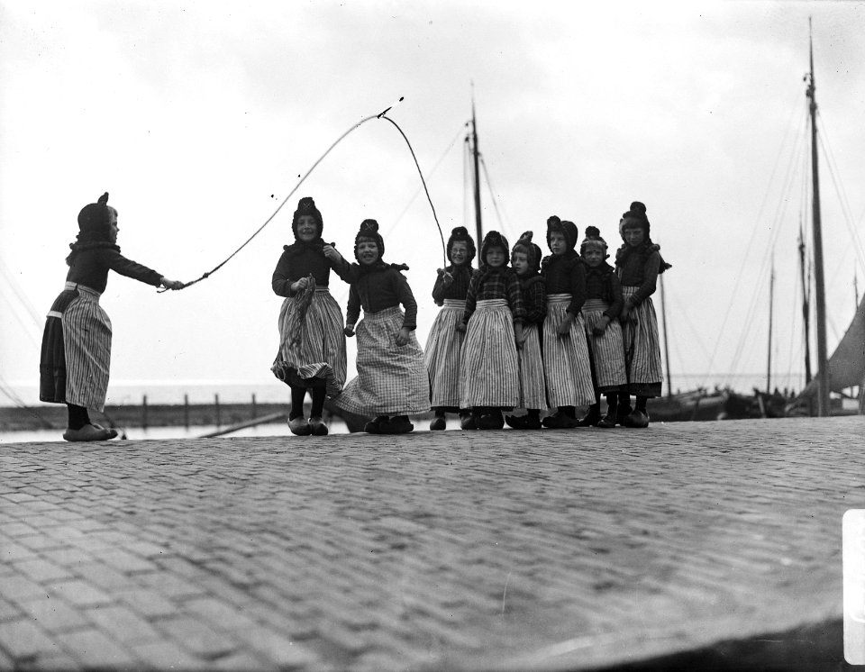 Paasvakantie Volendam, Bestanddeelnr 902-0919