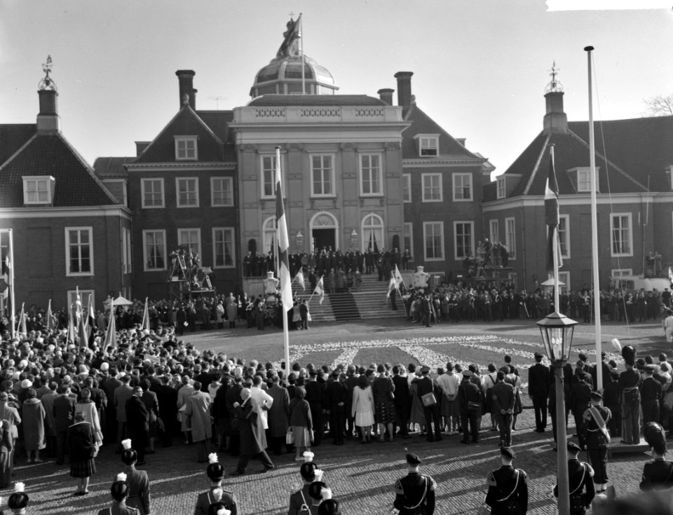 Overzicht van de voortrekkende menigte, Bestanddeelnr 912-1860